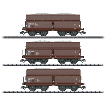 Zestaw trzech wagonów Fad z ładunkiem, ÖBB (24121) - ep.IV