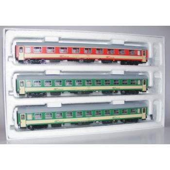Zestaw trzech wagonów pociągu Intercity "Bystrzyca" (90029) - LICYTACJA - 1 oferta